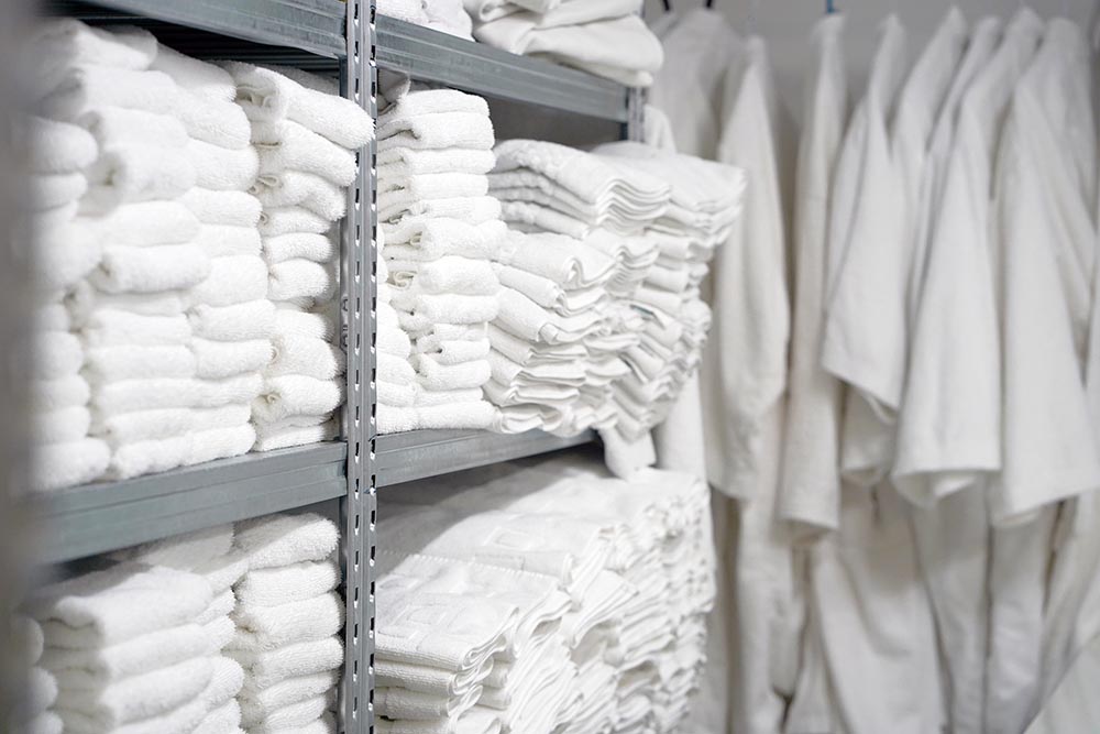 commercial laundry services